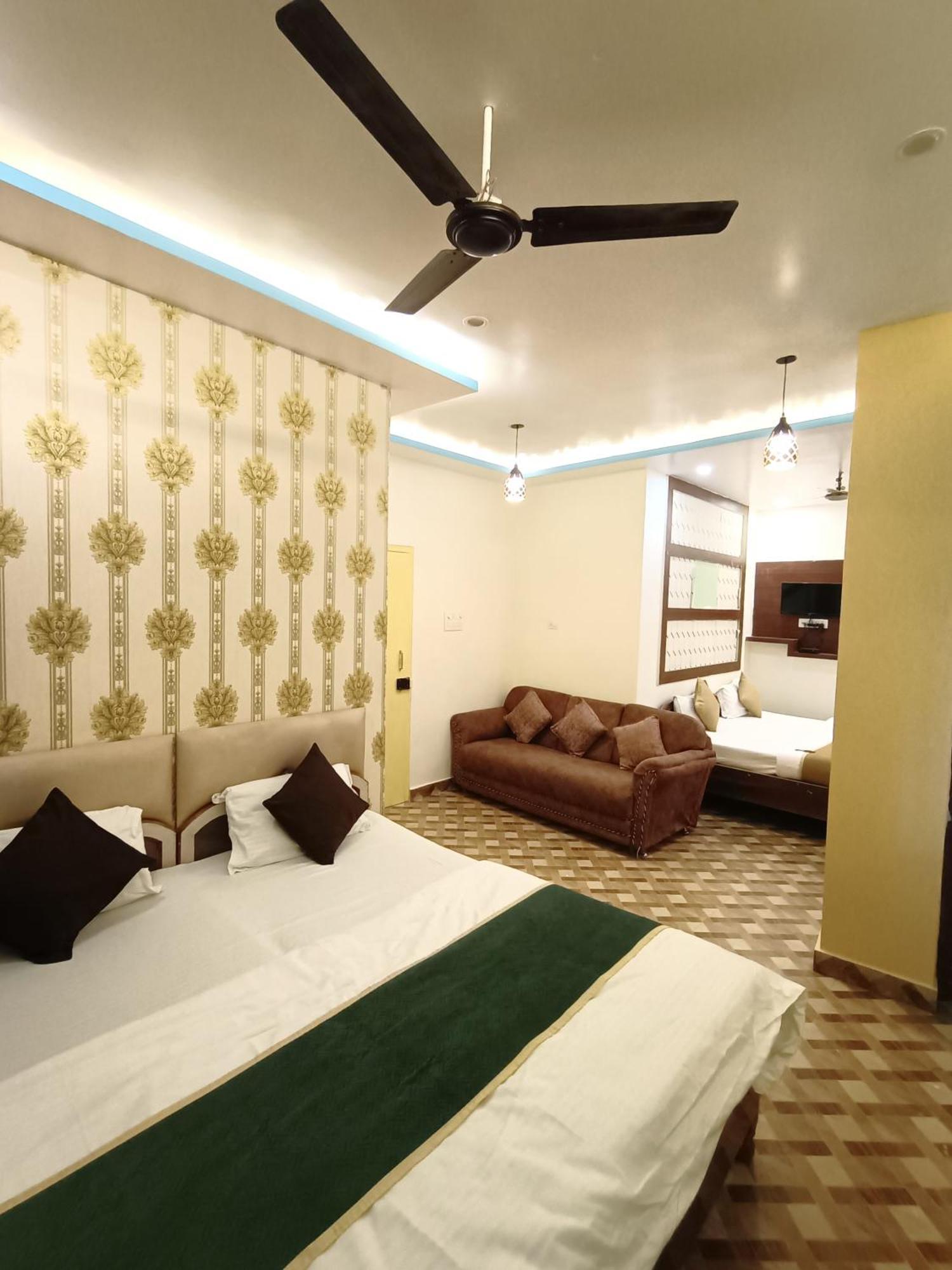 Hotel Picasso Varanasi Prime Location Exterior foto